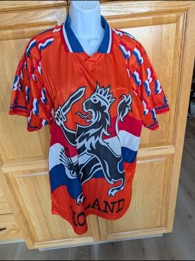 Men's large Holland Soccer Jersey